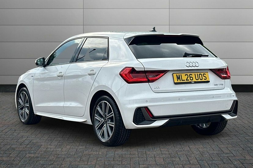 Audi A1 1.0 Tfsi 25 S Line Sportback S Tronic White #3