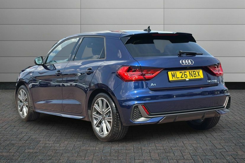 Audi A1 1.0 Tfsi 30 S Line Sportback S Tronic Blue #3