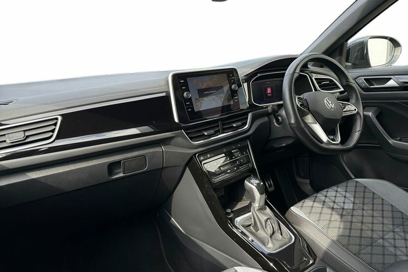 Volkswagen T-Roc 1.5 Tsi R-line Suv Dsg 150 Ps Black #2