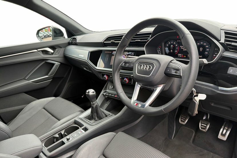 Audi Q3 1.5 Tfsi Cod 35 S Line Suv 150 Black #6