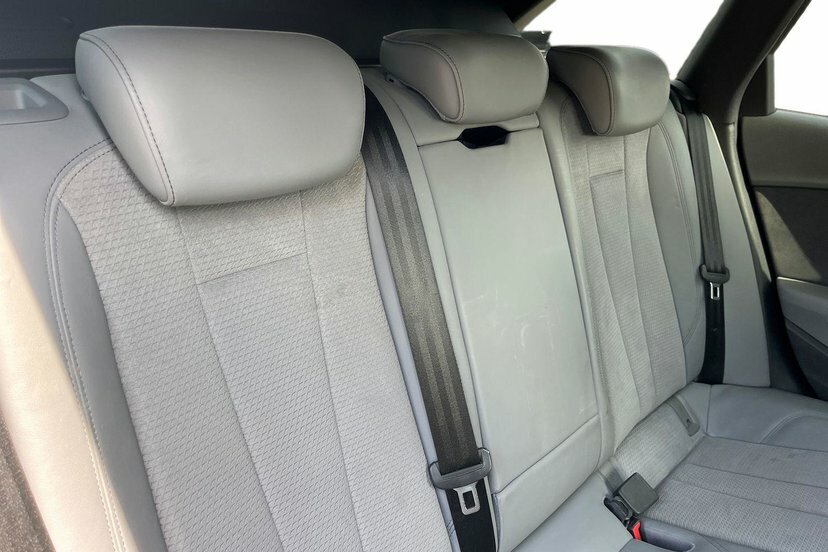 Audi A4 Avant A4 35 Tfsi Technik S Tronic White #8