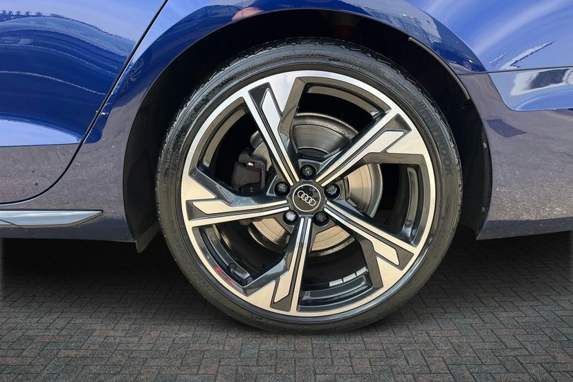 Audi A4 Avant 2.0 Tfsi 35 Black Edition Estate S Tron Blue #5