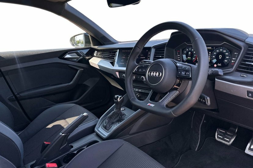 Audi A1 1.5 Tfsi 35 Black Edition Sportback S T Grey #5