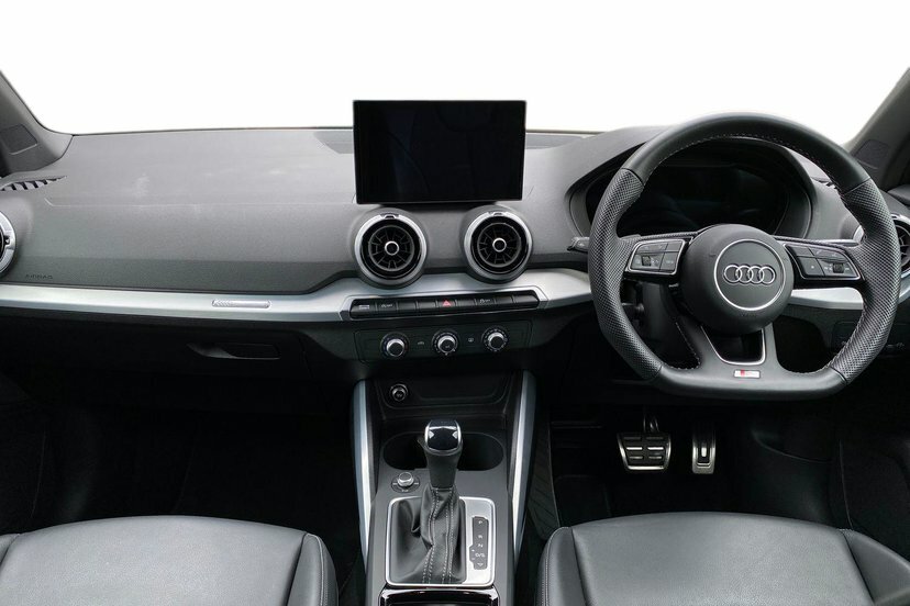 Audi Q2 35 Tfsi Black Edition S Tronic Tech Pro Black #9