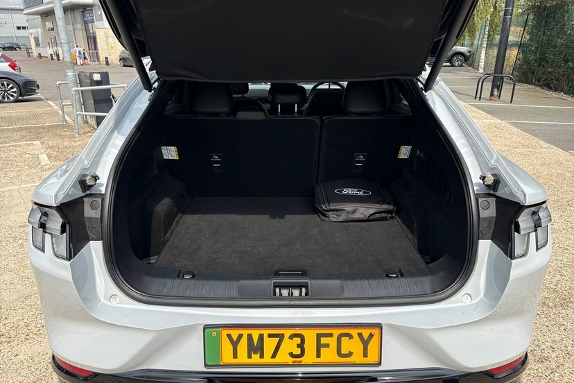 Ford Mustang Mach-E 258Kw Premium 91Kwh Awd White #9