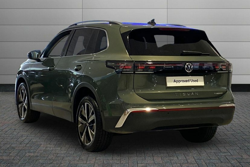 Volkswagen Tiguan 1.5 Tsi Ehybrid 19.7Kwh Elegance Suv Pl Green #3
