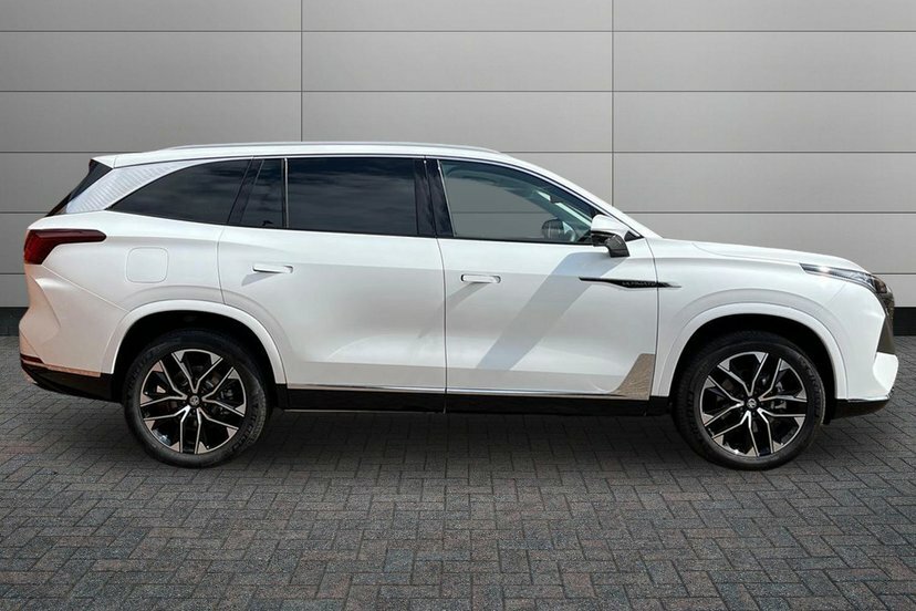 MG HS 1.5T 24.7Kwh Premium Suv Plug-in Hybrid White #4