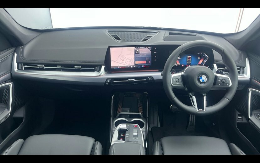 BMW X1 1.5 20I Mht M Sport Suv Hybrid Dct Sdri Green #4