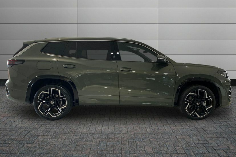 Volkswagen Tayron 1.5 Etsi Mhev R-line Suv Hybrid Dsg 15 Green #4