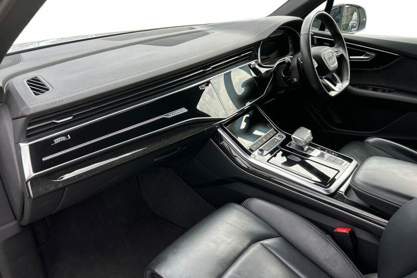 Audi Q7 3.0 Tfsi V6 55 Black Edition Suv Tiptro White #2