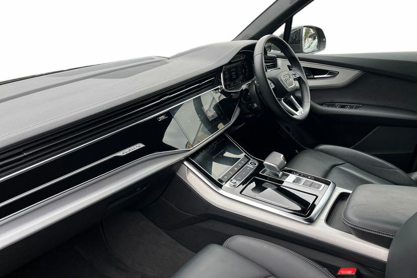 Audi Q7 3.0 Tfsi V6 55 Black Edition Suv Tiptro Black #2