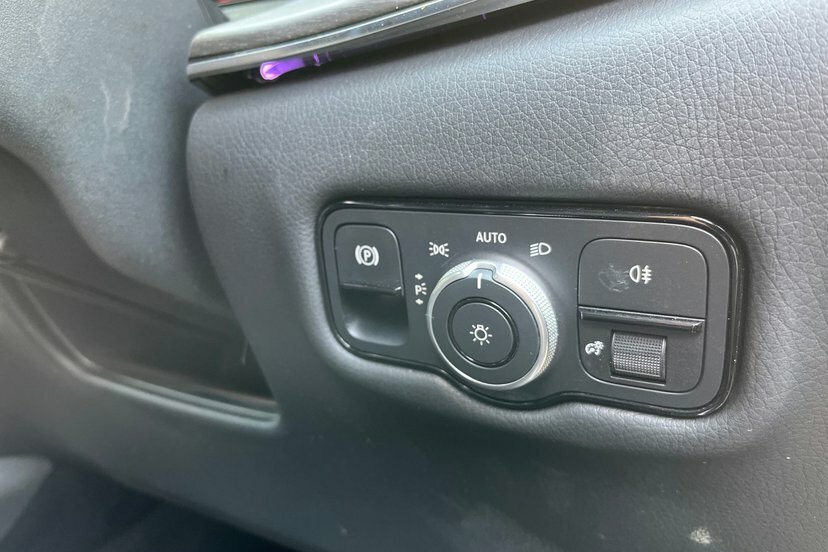 Mercedes-Benz V Class V 300 D Premium Extra Long Black #30
