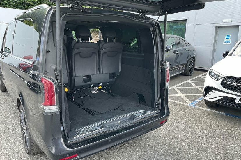 Mercedes-Benz V Class V 300 D Premium Extra Long Black #15