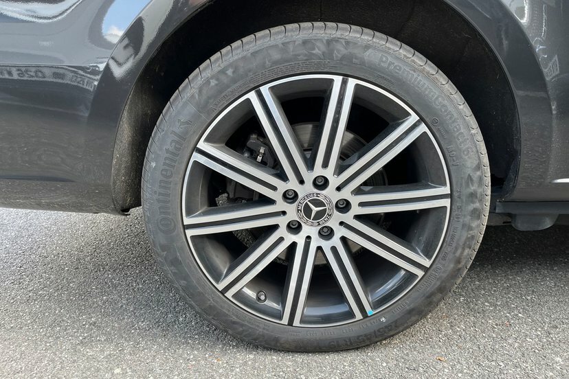 Mercedes-Benz V Class V 300 D Premium Extra Long Black #23