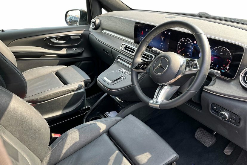 Mercedes-Benz V Class 2.0 V300d Premium Mpv G-tronic 8 Seat Grey #5