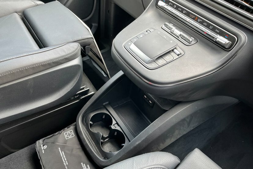 Mercedes-Benz V Class V 300 D Premium Extra Long Black #8