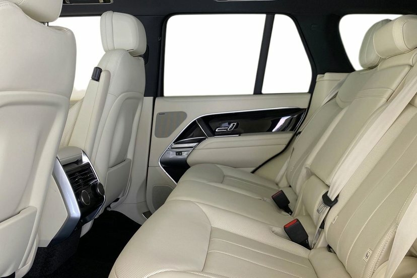 Land Rover Range Rover 3.0 P460e 38.2Kwh Edition Suv Plug-in H Black #4