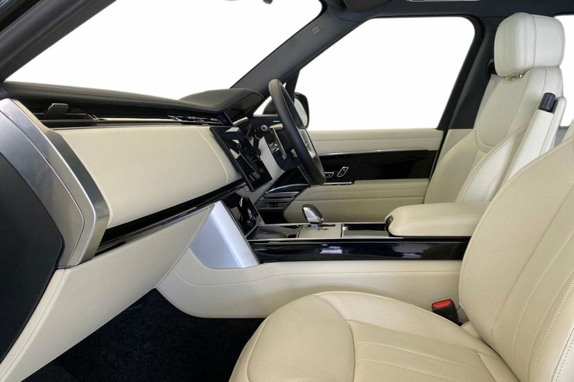 Land Rover Range Rover 3.0 P460e 38.2Kwh Edition Suv Plug-in H Black #3