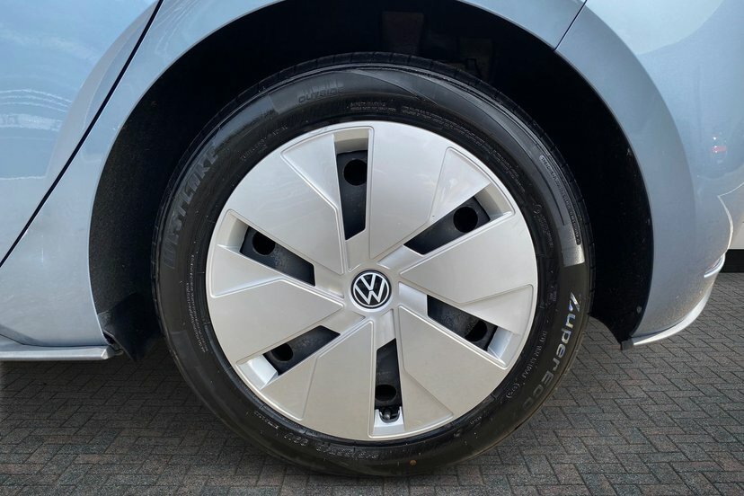 Volkswagen ID.3 Pro 58Kwh Life Hatchback 145 Ps Blue #5