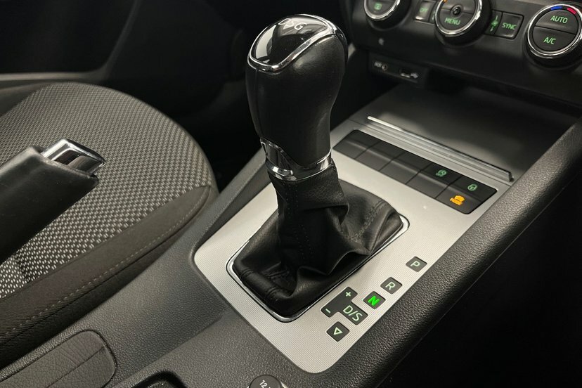 Skoda Octavia 2.0 Tdi Cr Vrs #8