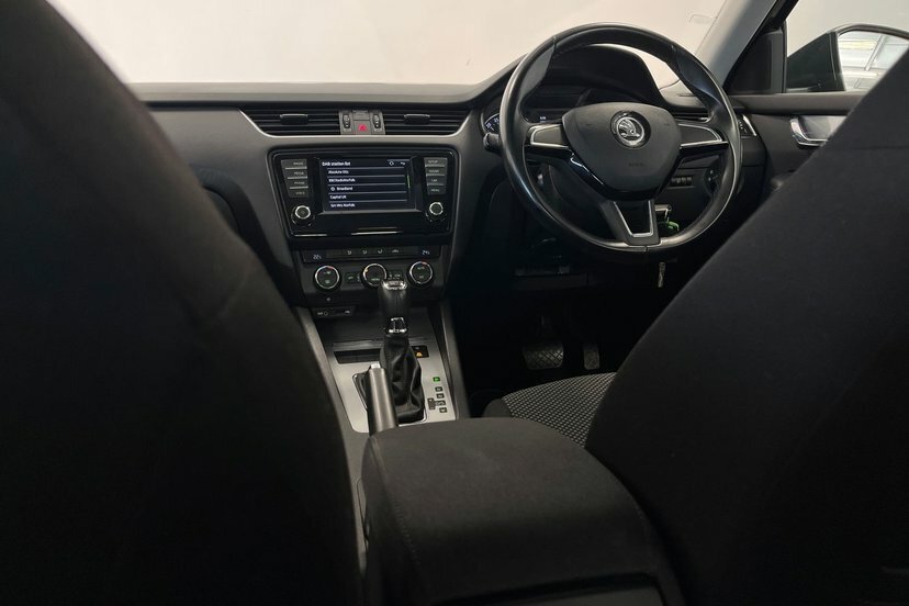 Skoda Octavia 2.0 Tdi Cr Vrs #23