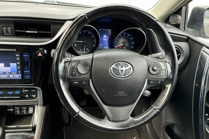 Toyota Auris 1.2 Vvt-i Excel Hatchback Safet Brown #6