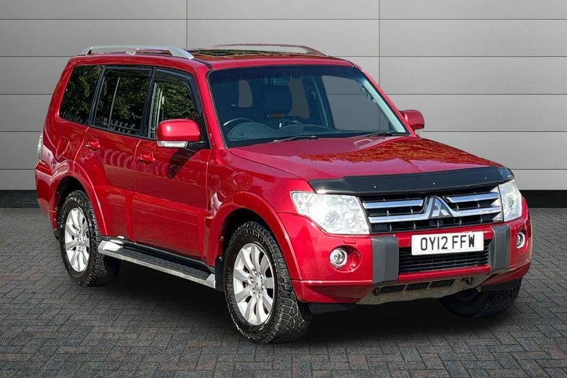 Mitsubishi Shogun 3.2 Di-dc Elegance Suv 4Wd Euro 5 Red