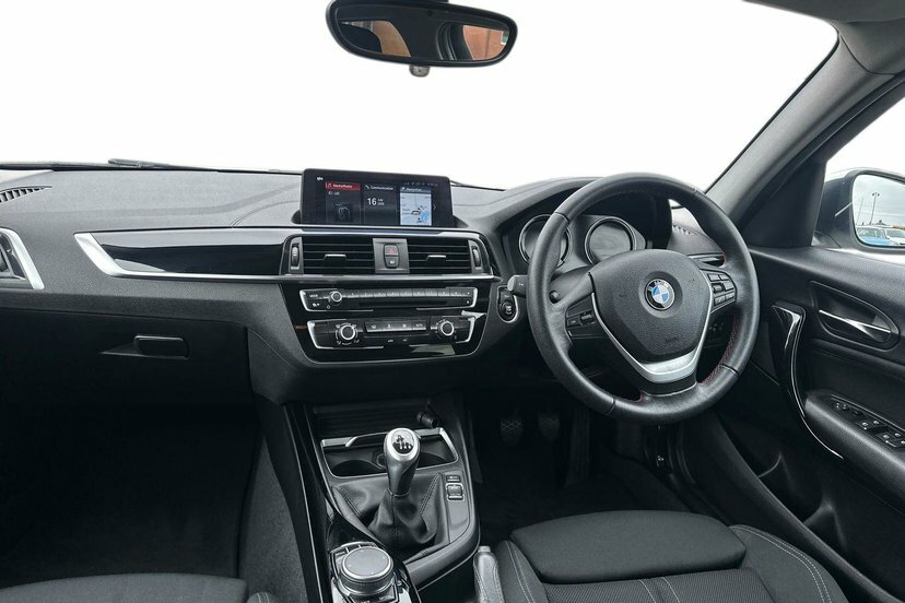 BMW 1 Series 1.5 118I Sport YH69OMP #6