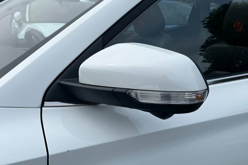 MG ZS 1.0T Gdi Exclusive Dct Silver #20
