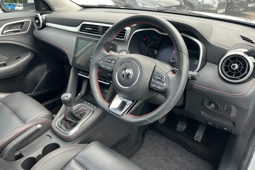 MG ZS 1.0T Gdi Exclusive Dct Silver #23