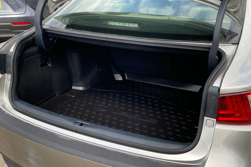 Lexus IS Saloon 2.5 Executive Edition E-cvt Euro 5 Ss Grey #15