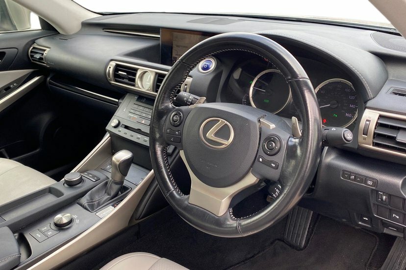 Lexus IS 2.5 300H Advance Saloon Hybrid E-cvt 2 Silver #6