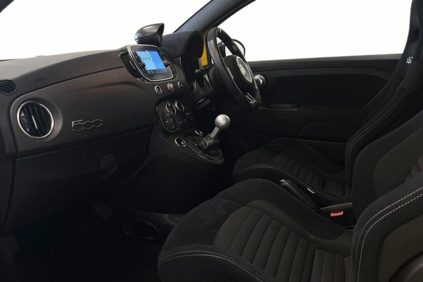 Abarth 595 1.4 T-jet Competizione 70Th Hatchback M Yellow #2