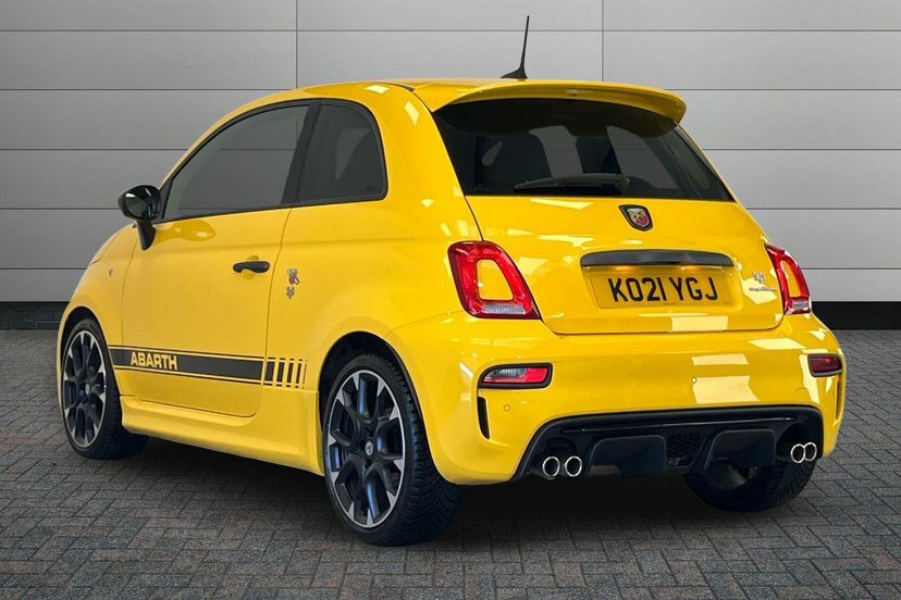 Abarth 595 1.4 T-jet Competizione 70Th Hatchback M Yellow #3