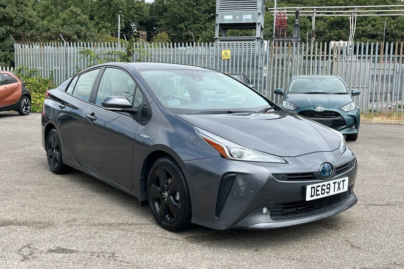 Toyota Prius Silver #16