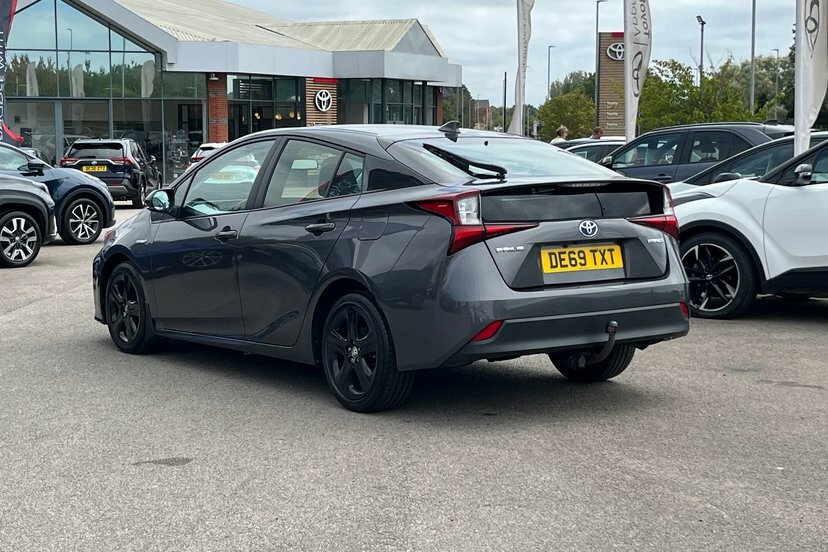 Toyota Prius Silver #36