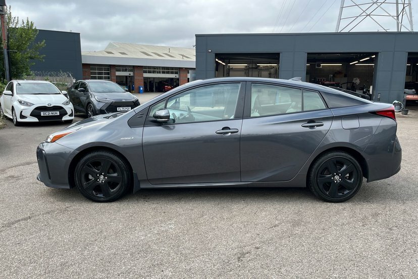 Toyota Prius Silver #26
