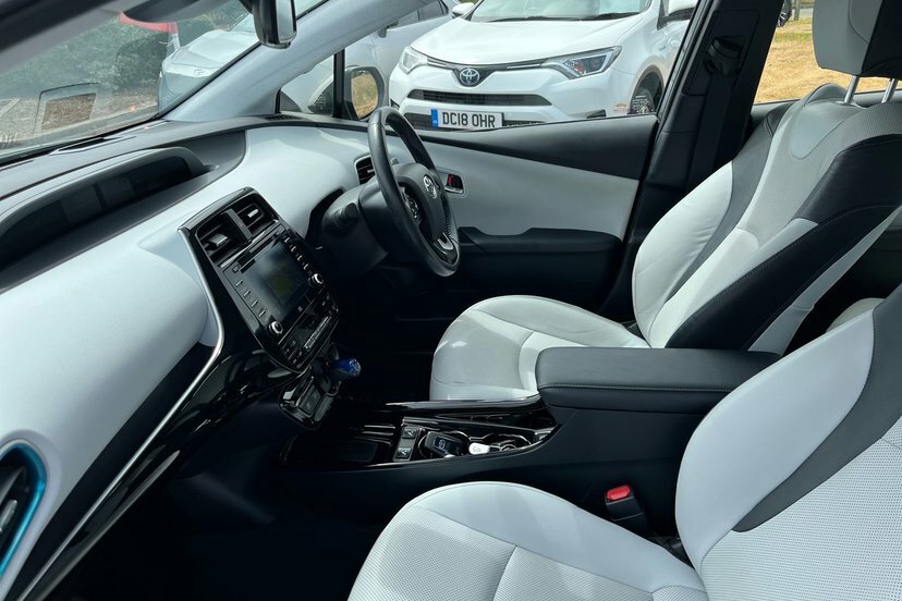 Toyota Prius Silver #44