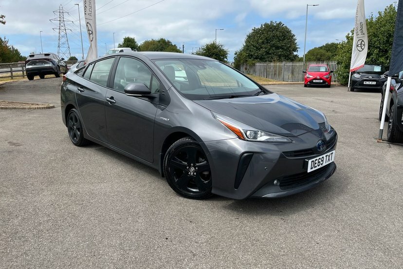 Toyota Prius Silver #32