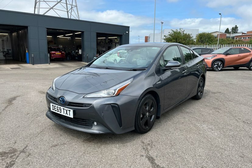 Toyota Prius Silver #25