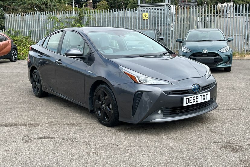 Toyota Prius Silver #18