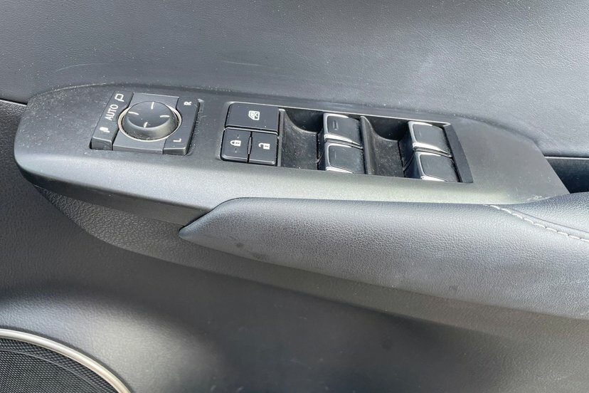 Lexus NX 300H 2.5 Cvt Premium Packpan Roofleather #32