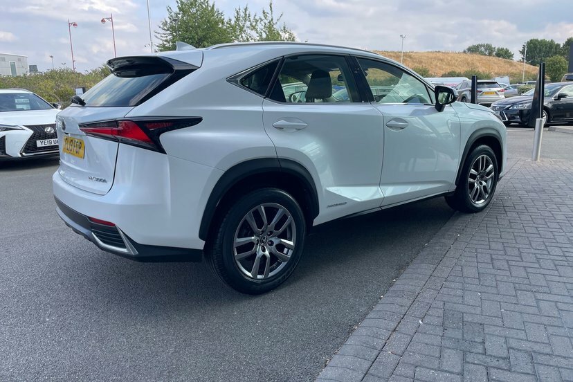 Lexus NX 300H 2.5 Cvt Premium Packpan Roofleather #19