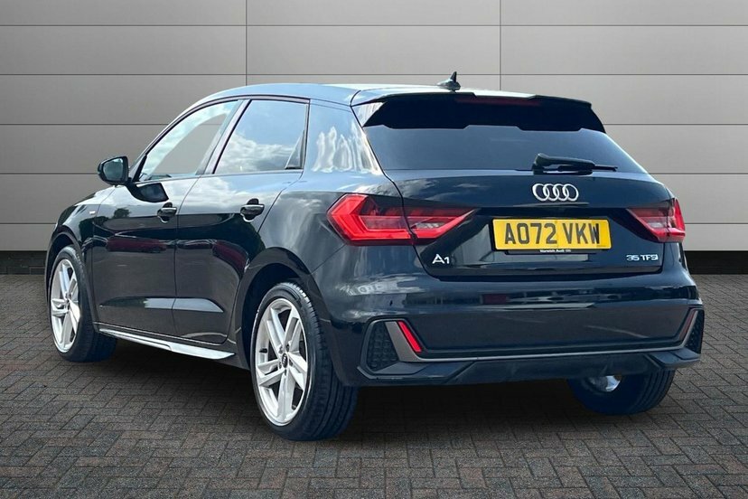 Audi A1 1.5 Tfsi 35 S Line Sportback S Tronic Black #3