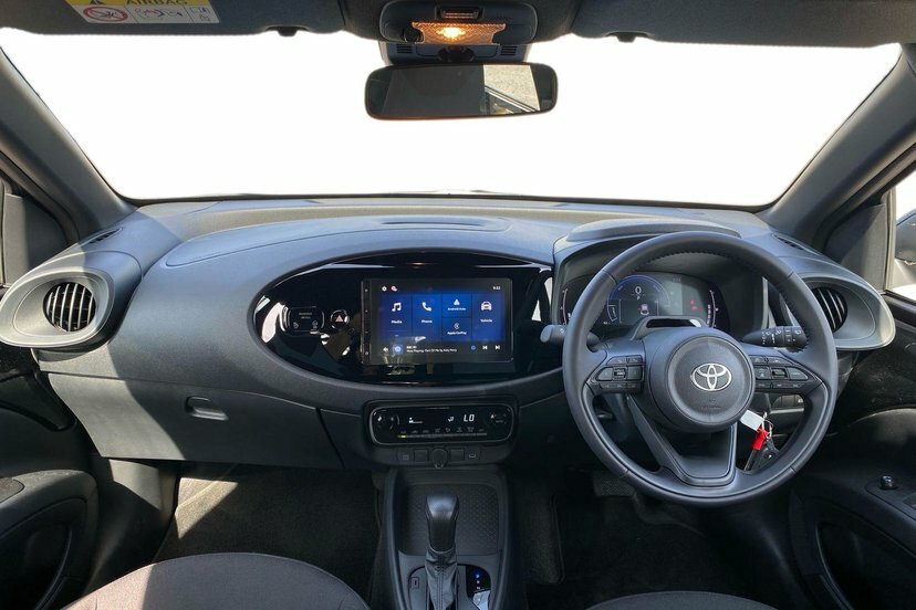 Toyota Aygo X 1.5H Icon Hatchback Hybrid Cvt 116 Ps Black #5