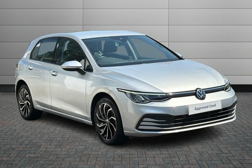 Volkswagen Golf 1.5 Etsi Mhev Life Hatchback Hybrid Dsg Silver