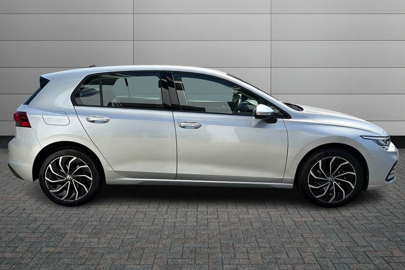 Volkswagen Golf 1.5 Etsi Mhev Life Hatchback Hybrid Dsg EK23WTY Silver #4