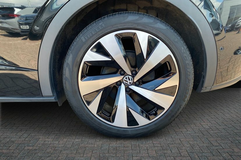 Volkswagen ID.5 Pro Performance 77Kwh Max Suv 2 Black #5