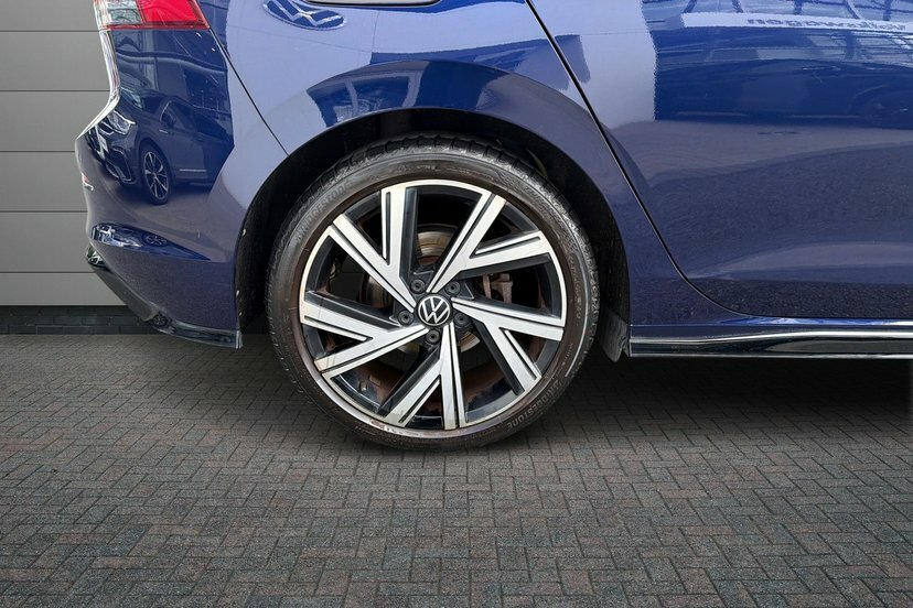 Volkswagen Golf 1.5 Etsi Mhev R-line Hatchback Hybrid D LO22EHT Blue #5