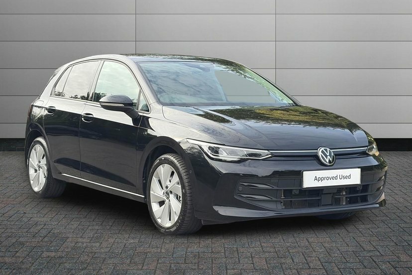 Volkswagen e-Golf 1.5 Tsi Ehybrid 19.7Kwh Match Hatchback Black